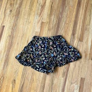 Kimchi Blue floral shorts- size 0